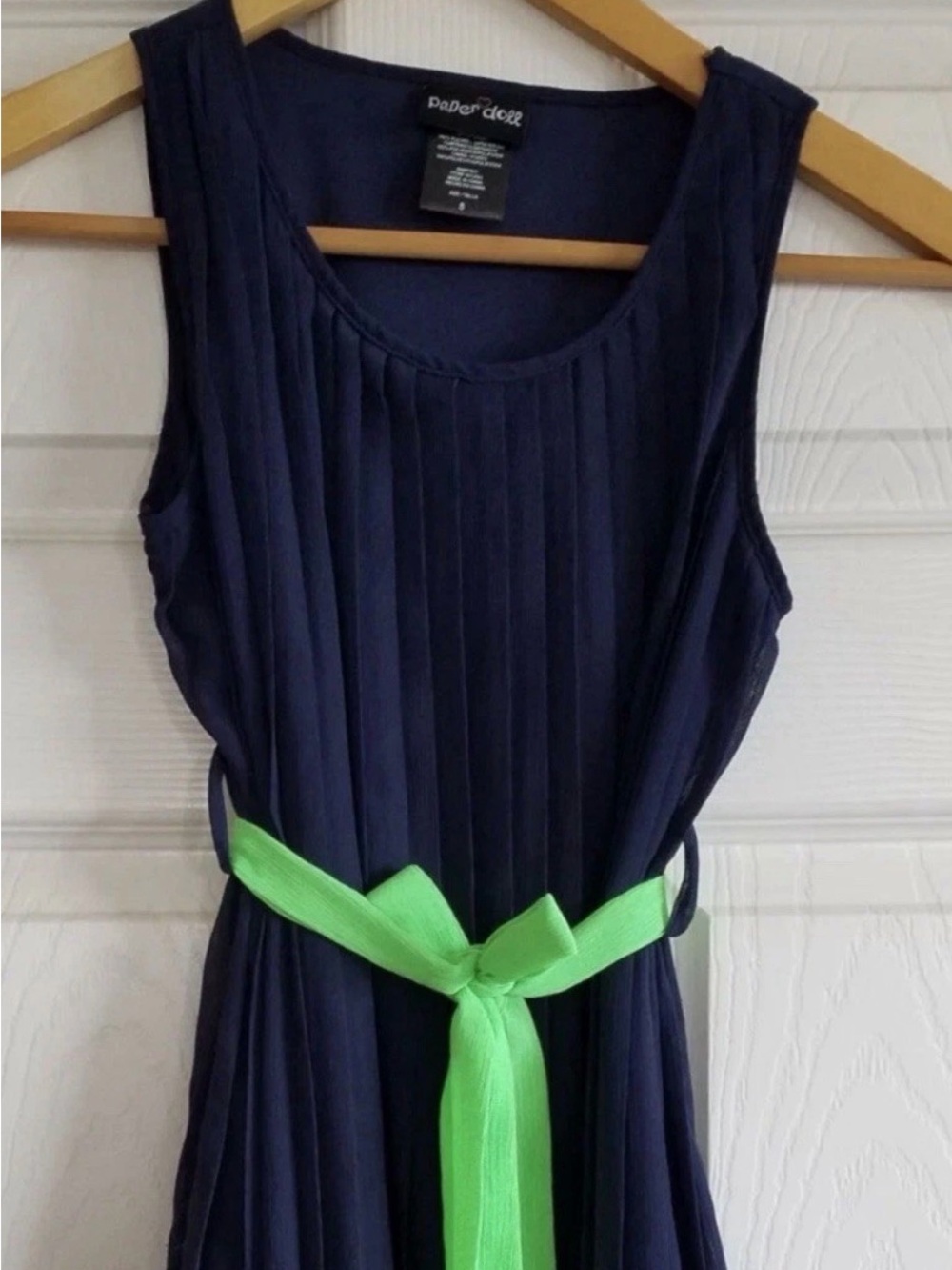 Beautiful Girls Dress Special Occasion Size 14 Navy/Green w Tie Great shape